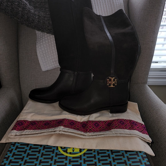 Tory Burch Miller 25mm Boot - Picture 10 of 10